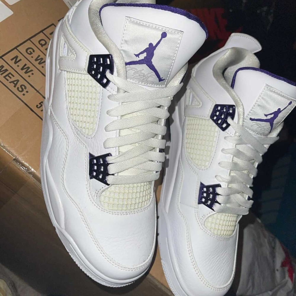 Jordan 4 Purple Metallic Deadstock. Box condition 8/10